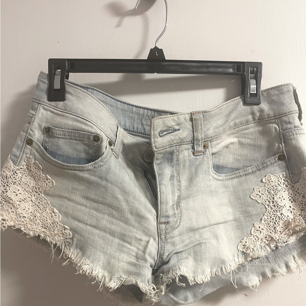 American eagle shorts size 4